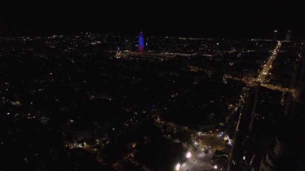 巴塞罗那在夜间空中城市景观 — 图库视频影像
