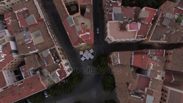 Létání nad Serranos věže ve Valencii, Španělsko — Stock video