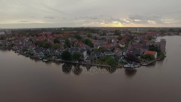 Waterside township na Holanda, vista aérea — Vídeo de Stock