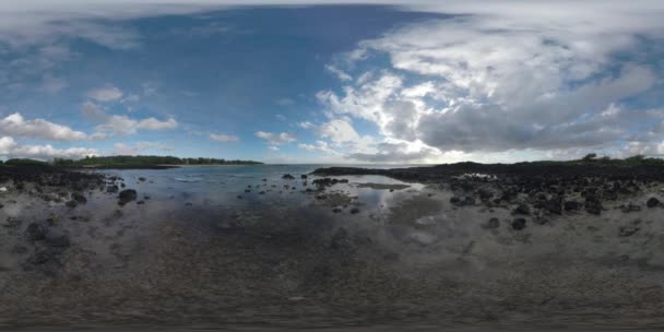 360 VR Timelapse of ocean and sailing clouds in Mauritius — Stock Video