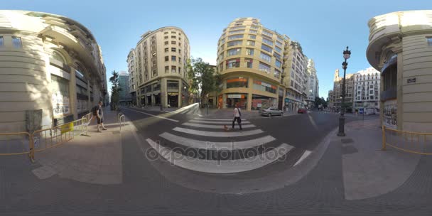 360 Vr människor på gatan i Valencia, Spanien — Stockvideo