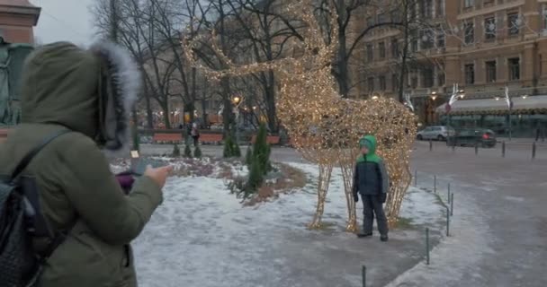 Photo de Noël avec une installation de rennes — Video