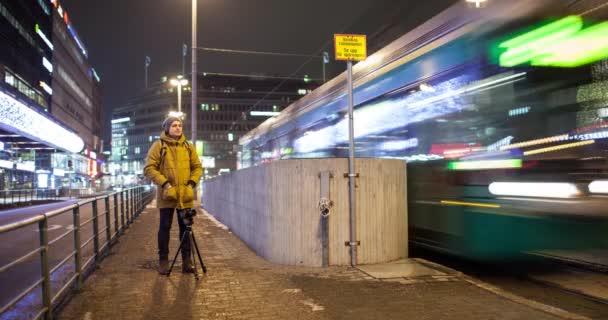 Timelapse of night Helsinki and stocker making busy city footage, Finland — Stock Video