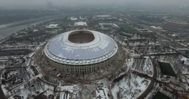 Luchtfoto Moskou met Luzhniki Stadion in aanbouw, Rusland — Stockvideo
