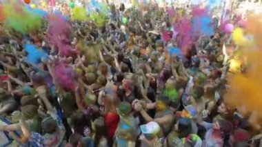 Holi Festivalini Kutluyoruz