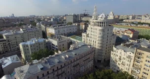 Luchtfoto van stadsarchitectuur in Moskou, Rusland — Stockvideo