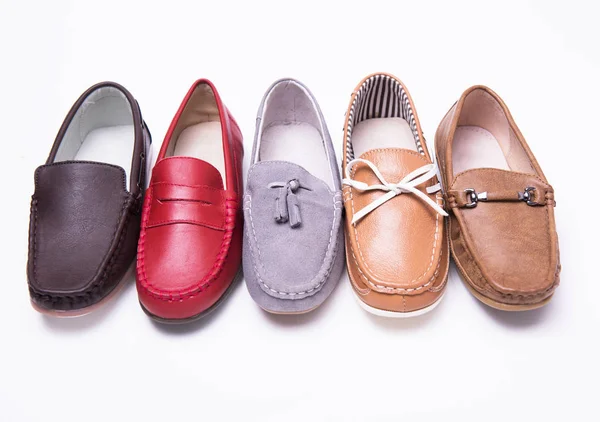 Bir çocuk için farklı mokasen