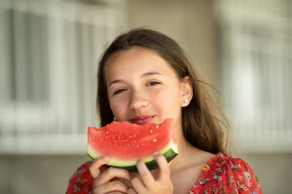 Portrait Young Brunette Little Girl Watermelon Summer Outdoor — Stock Photo, Image