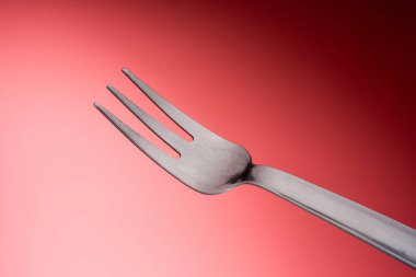 Kırmızı arka plan, yatay çatal