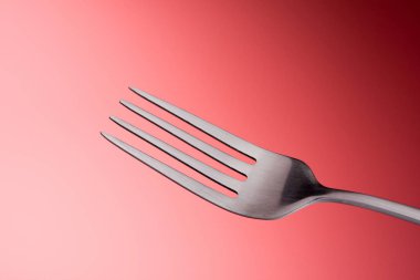 Kırmızı arka plan, yatay çatal