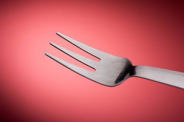 Kırmızı arka plan, yatay çatal