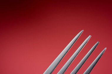 Kırmızı arka plan, yatay çatal