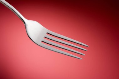 Kırmızı arka plan, yatay çatal