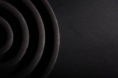 Sivrisinek bobinleri siyah arka plan