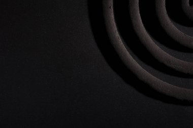 Sivrisinek bobinleri siyah arka plan