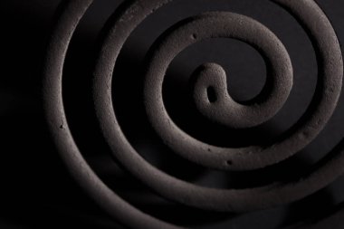 Sivrisinek bobinleri siyah arka plan