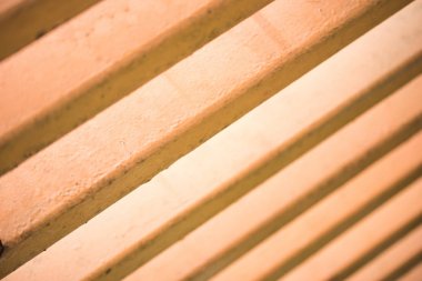 Turuncu çelik tavan