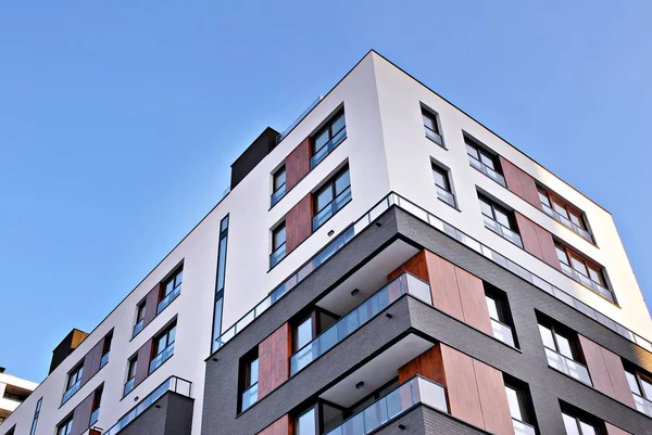 Modern apartmanlar dış