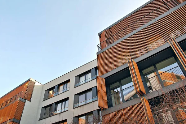 Modern apartmanlar dış