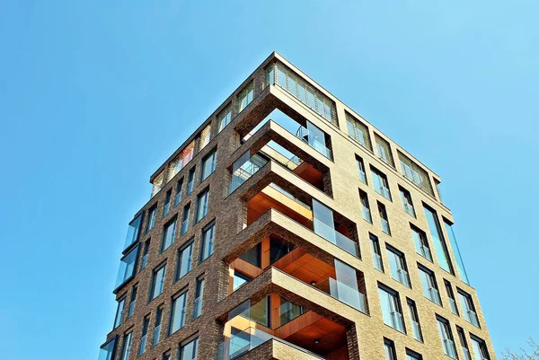 Modern apartment buildings exteriors — Stock Photo, Image