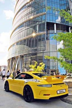 En iyi garaj göster: Toplantı