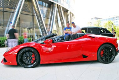 En iyi garaj göster: Toplantı