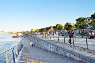 Vistulan Boulevards nehir Vistula Batı tarafında