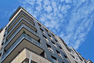 Modern apartmanın dış