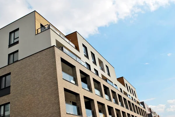 Modern apartmanlar dış