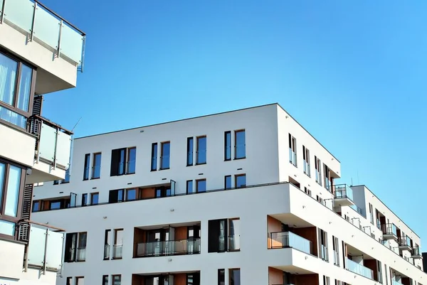 Modern apartment buildings exteriors — Stock Photo, Image