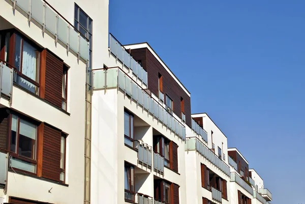 Modern apartmanlar dış