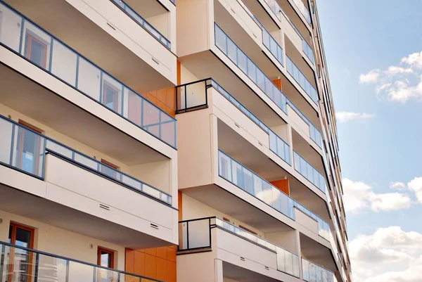 Modern apartment buildings exteriors — Stock Photo, Image