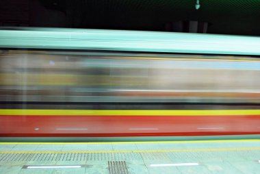 metro treni hareket bulanık