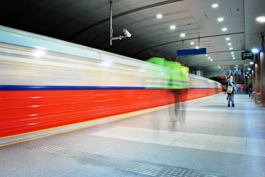 metro treni hareket bulanık