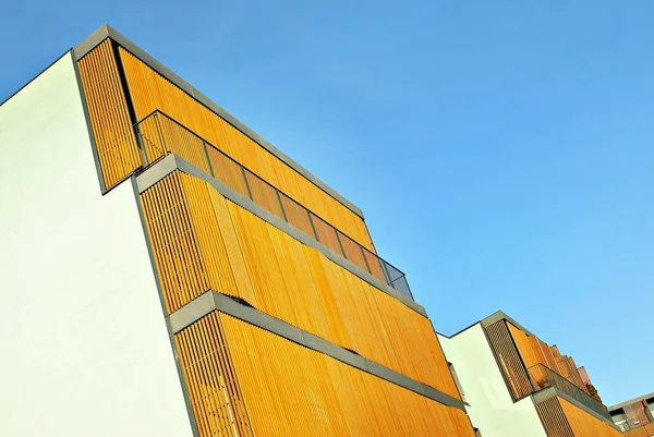 Moderne Wohnhäuser außen — Stockfoto
