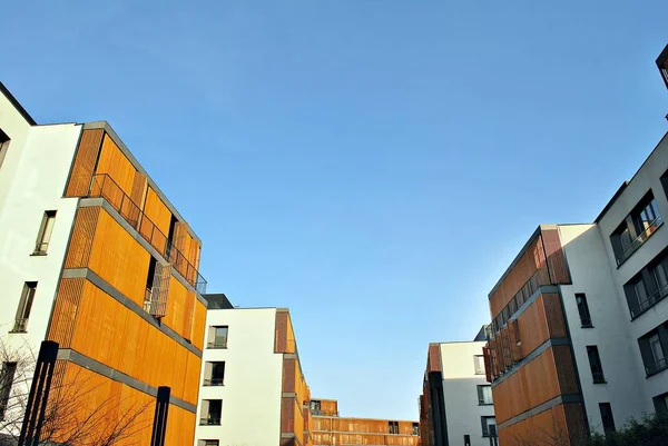 Moderne flatgebouwen exteriors — Stockfoto