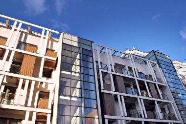 Modern apartmanlar dış