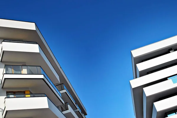 Modern binalar. Modern apartmanlar dış — Stok fotoğraf