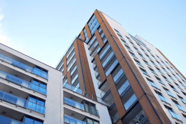 Modern, lüks apartman binası..