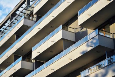 Modern, lüks apartman binası..