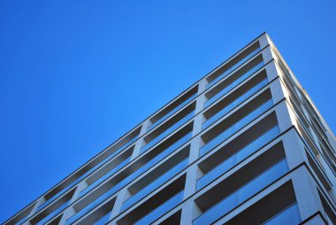 Modern, lüks apartman binası..