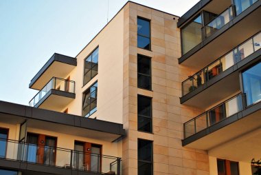 Modern, lüks apartman binası..