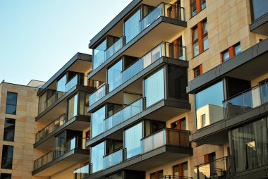 Modern, lüks apartman binası..