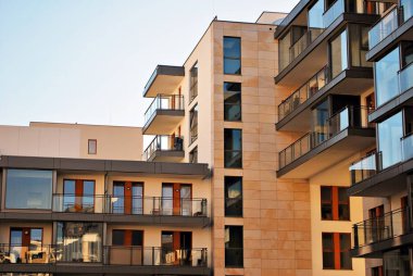 Modern, lüks apartman binası..