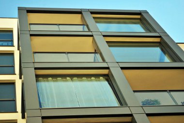 Modern, lüks apartman binası..