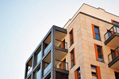 Modern, lüks apartman binası..