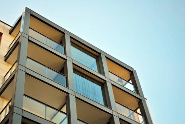 Modern, lüks apartman binası..