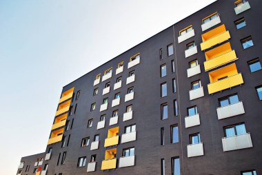 Modern, lüks apartman binası..