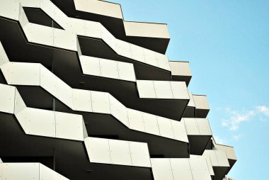 Modern, lüks apartman binası..