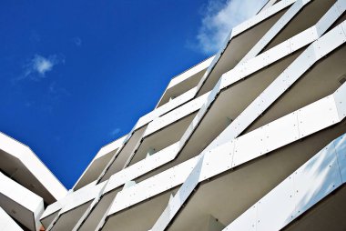 Modern, lüks apartman binası..